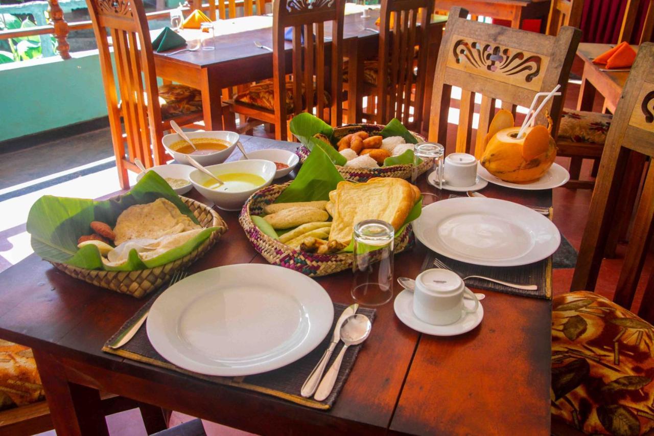 Hungry Lion Sigiriya Hotel Kültér fotó